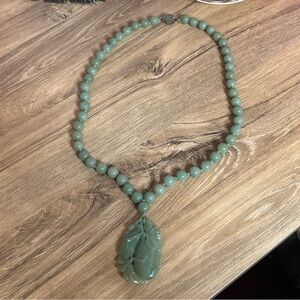 Vintage/antique authentic jade handmade beaded necklace with pendant Silver!